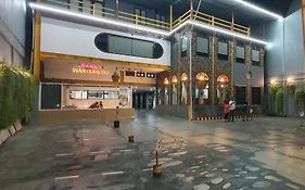 Hotel Olympic Semarang by Sajiwa